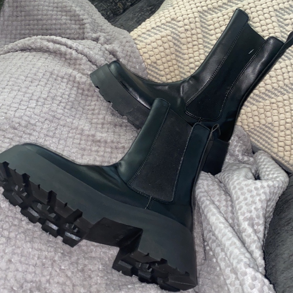 NWOT Asos Chunky Black Platform Mid-Thigh Combat Boots Size 7 - Picture 5 of 8